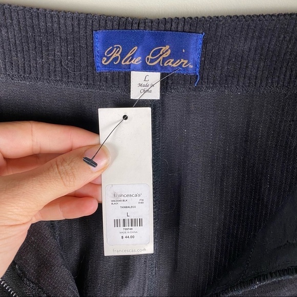 Blue Rain: Francesca's Velvet Zipper Front Pocket Ribbed Mini Skirt Black (NWT) - Picture 4 of 6